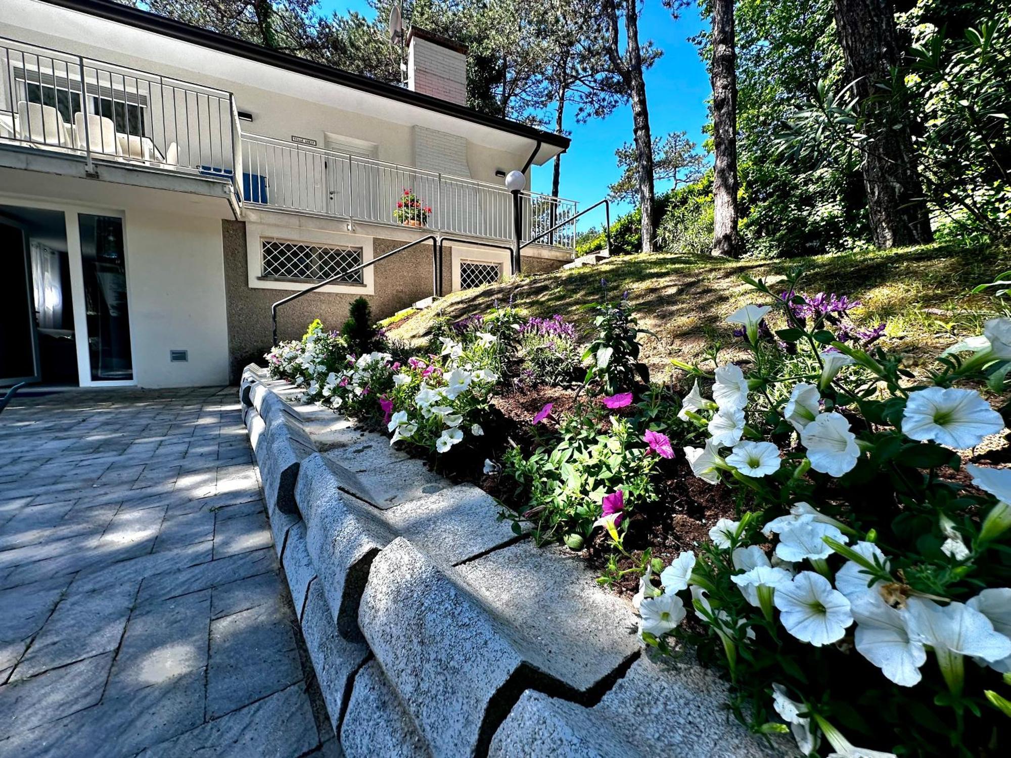 Villa Greif Pineta Lignano Sabbiadoro Exteriör bild